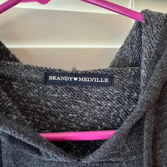 Brandy Melville Cropped Hoodie - Picture 3 of 3